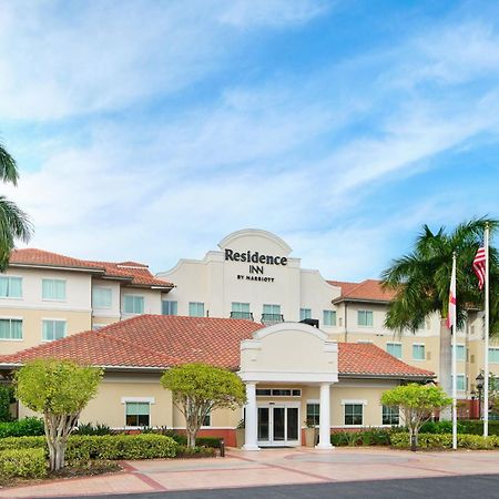 Residence Inn By Marriott Fort Myers At I-75 And Gulf Coast Town Center Estero Exterior foto